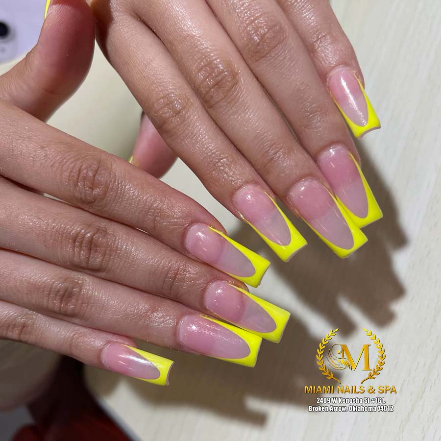 Miami Nails